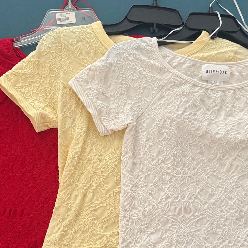 NWOT S/M size Olive & Oak Short Sleeve Lace Tees - Red, Yellow, White